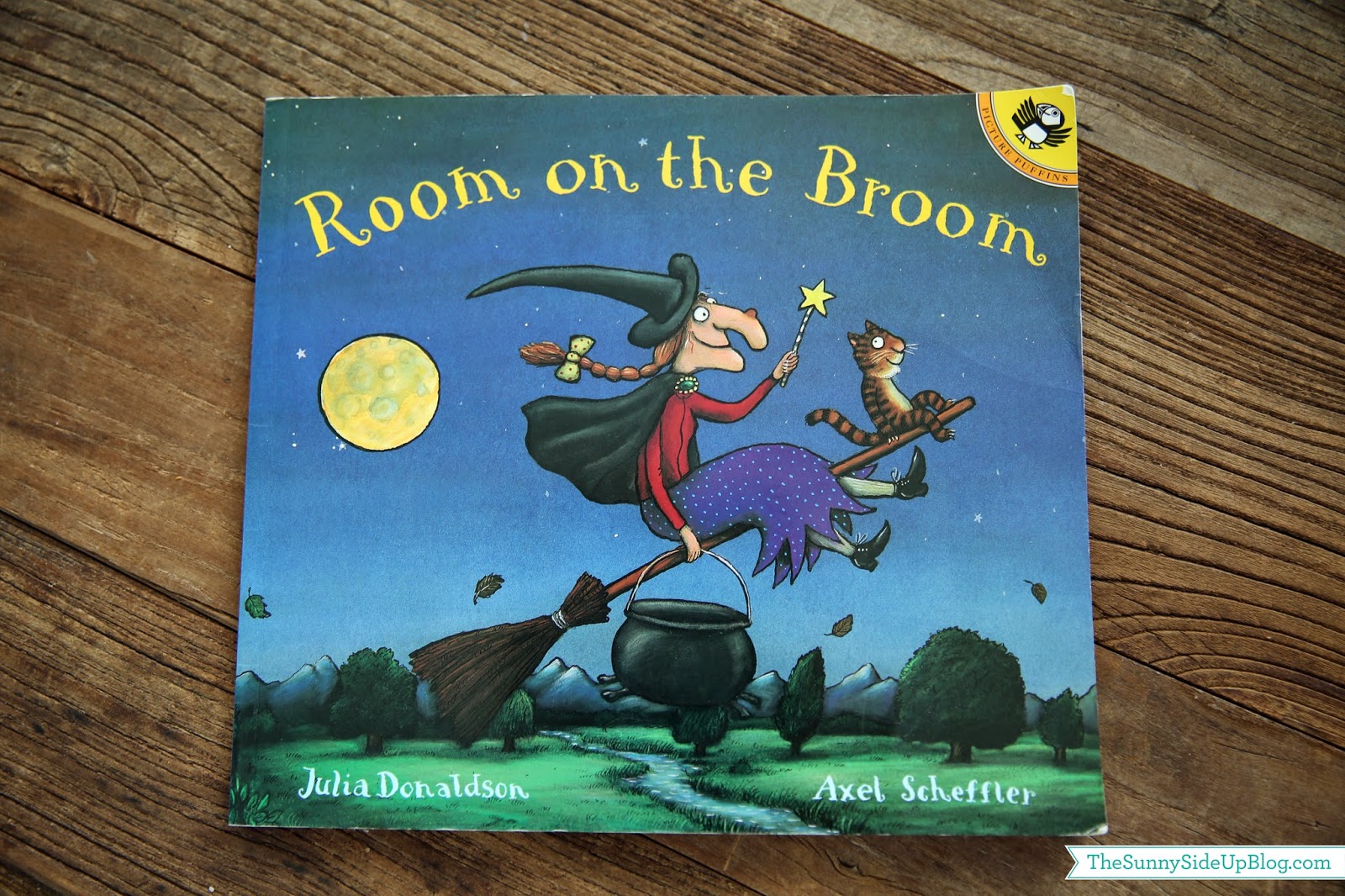 Our favorite Halloween Books (and a cozy reading corner) - The Sunny ...