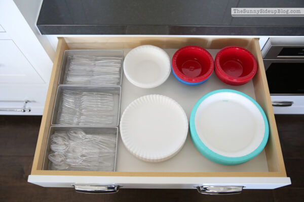 Organized kitchen drawers and cupboards - The Sunny Side Up Blog