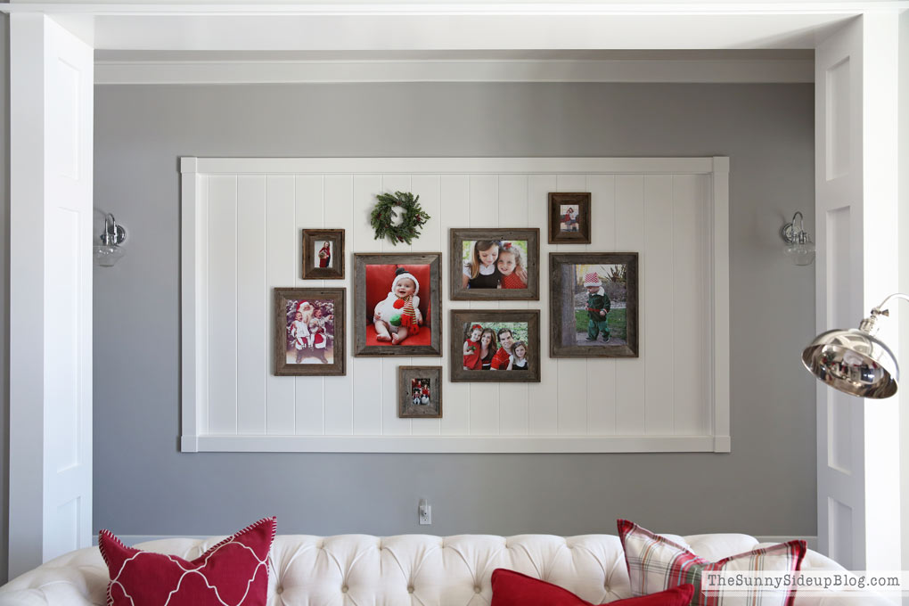 gallery-wall-christmas-pictures