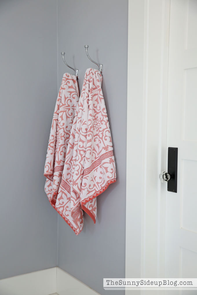 Bathroom Rugs for Spring! - The Sunny Side Up Blog
