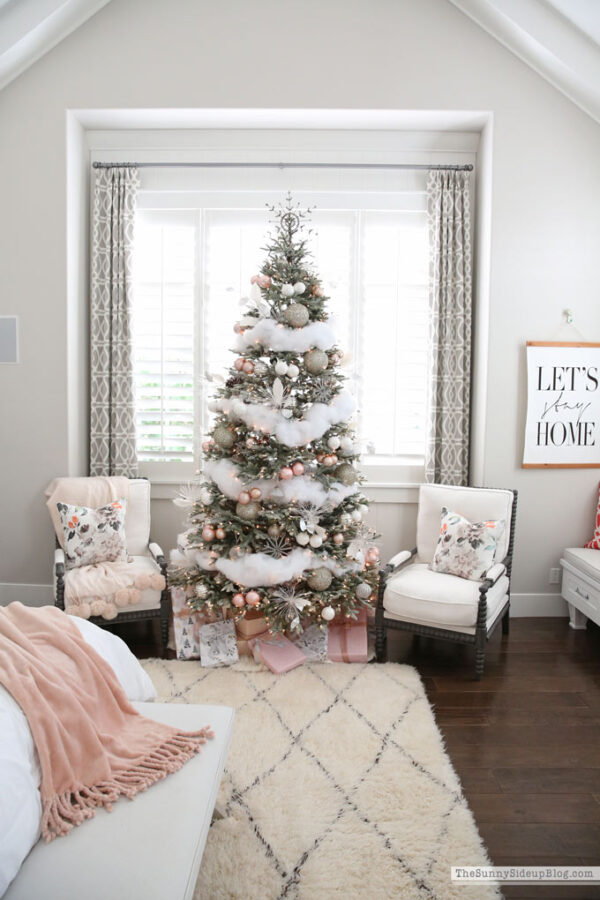 Master Bedroom Christmas Decor - The Sunny Side Up Blog