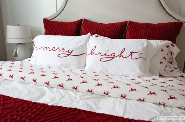 Christmas in the Guest Room - The Sunny Side Up Blog