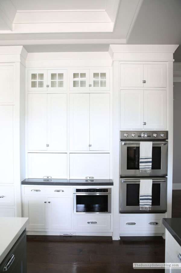 Organized Kitchen Cupboards - The Sunny Side Up Blog