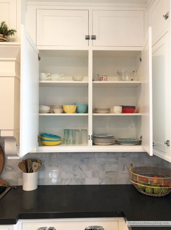 Organized Kitchen Cupboards - The Sunny Side Up Blog