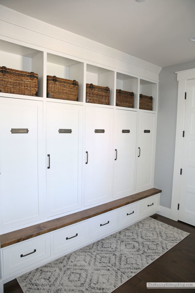 Mudroom Summer Refresh - The Sunny Side Up Blog