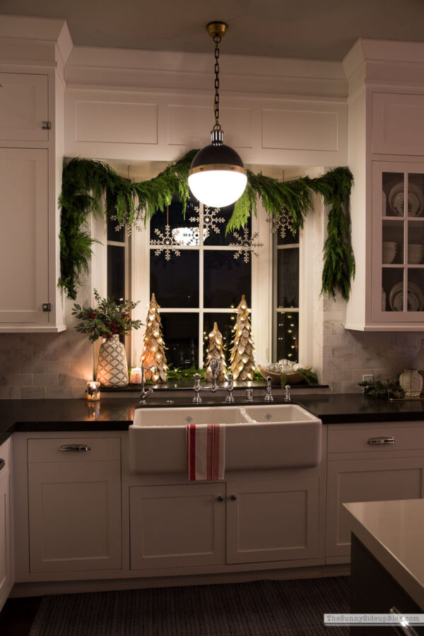 Kitchen Window and Powder Bathroom Christmas Decor - The Sunny Side Up Blog