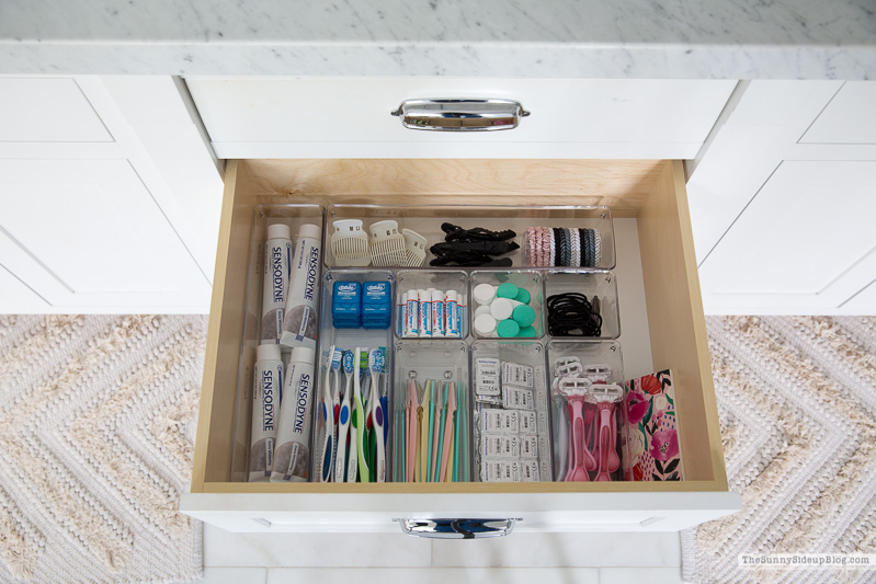 8 Brilliant Ways To Organize Bathroom Drawers - Organization Obsessed