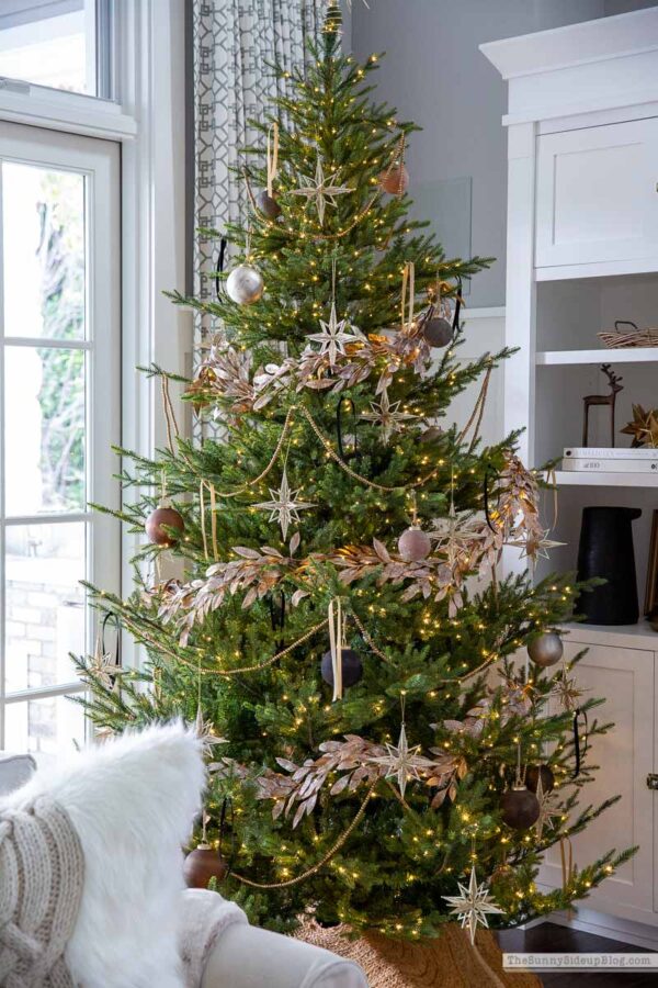 Woodsy Glam Christmas Tree (and favorite holiday pillows!) - The Sunny ...