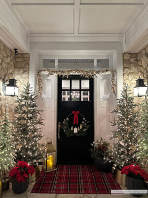 Red and Gold Holiday Porch - The Sunny Side Up Blog
