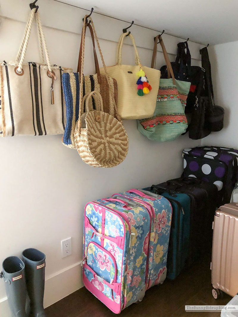 luggage-closet (Sunny Side Up)