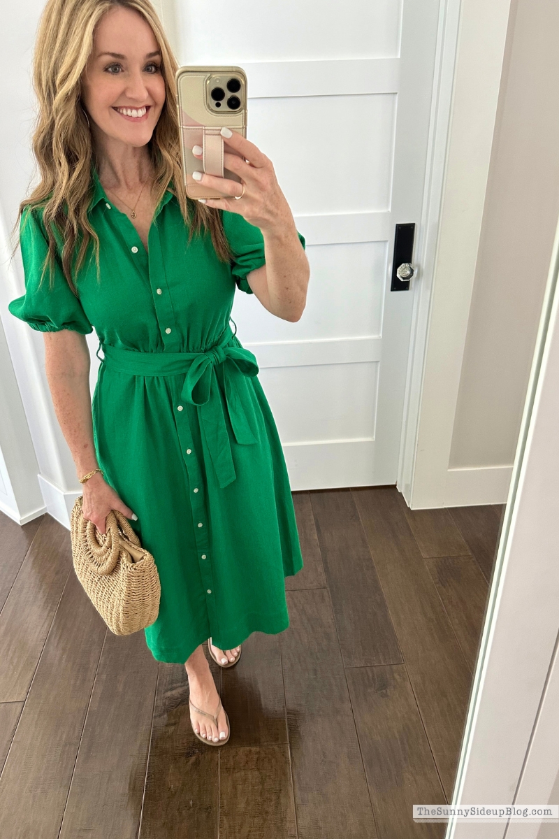 Green midi button shirt dress with summer woven bag
